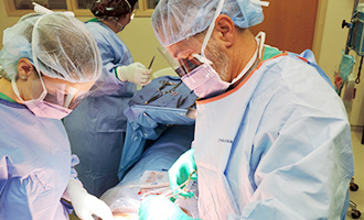 home-th-surgical-services_pic